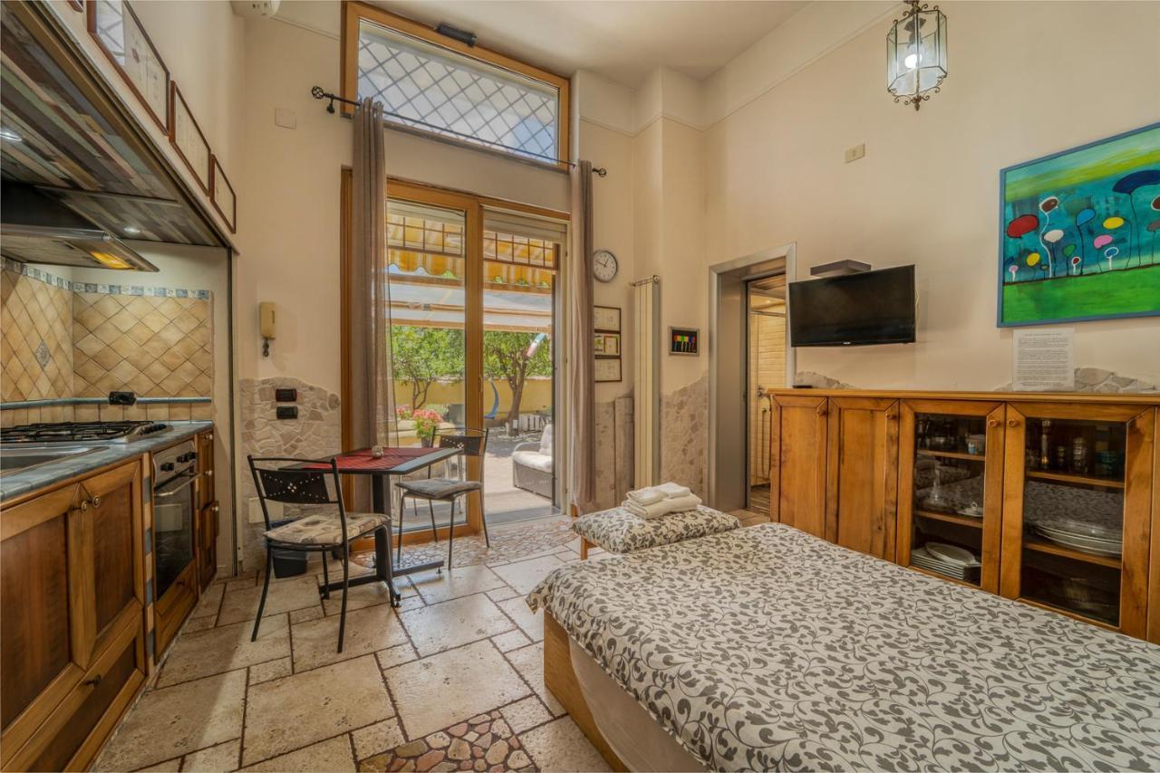 Domus Vesuvia Bed & Breakfast Torre Annunziata Exterior foto